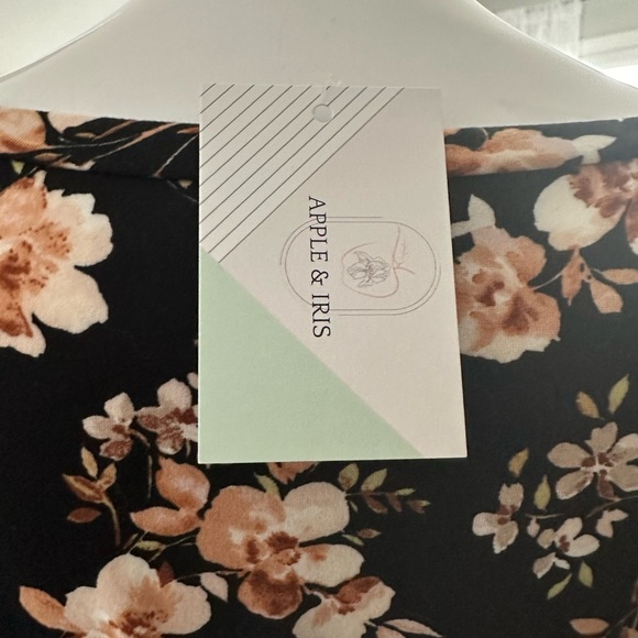 Apples & Iris Floral Dress - Picture 4 of 4